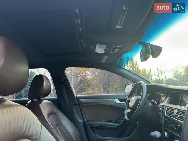 Синій Ауді А4, об'ємом двигуна 2 л та пробігом 238 тис. км за 9999 $, фото 15 на Automoto.ua