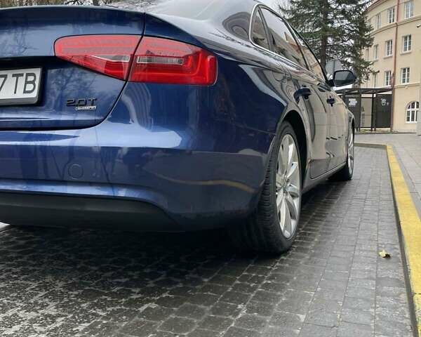 Синій Ауді А4, об'ємом двигуна 2 л та пробігом 181 тис. км за 13200 $, фото 8 на Automoto.ua