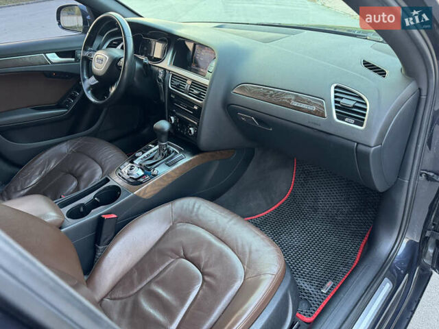 Синій Ауді А4, об'ємом двигуна 2 л та пробігом 238 тис. км за 9999 $, фото 14 на Automoto.ua