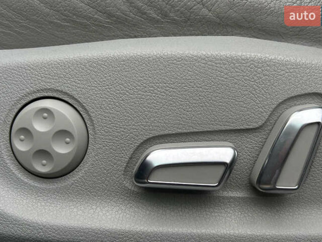 Синий Ауди А4, объемом двигателя 1.98 л и пробегом 186 тыс. км за 12700 $, фото 19 на Automoto.ua