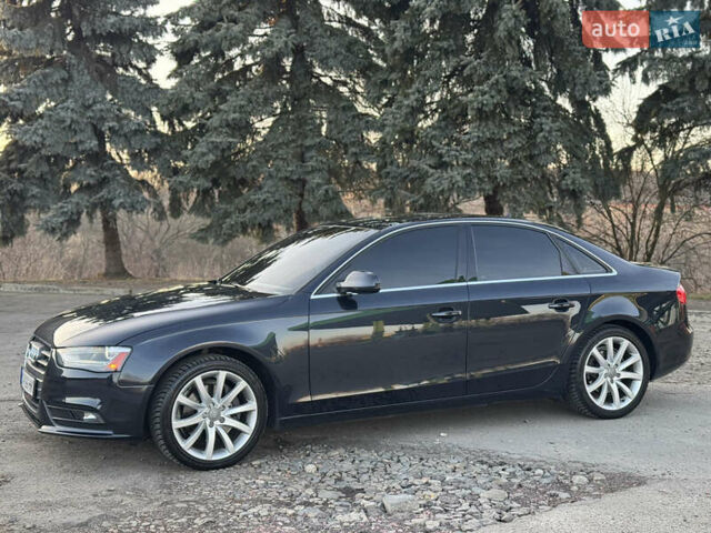 Синий Ауди А4, объемом двигателя 2 л и пробегом 192 тыс. км за 13600 $, фото 5 на Automoto.ua