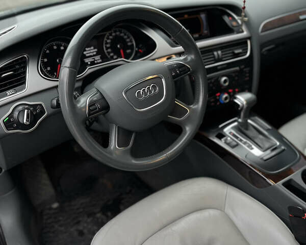 Ауди А4 2013 в Хусте на Automoto.ua Синий Ауди А4, объемом двигателя 1.98 л и пробегом 192 тыс. км за 11400 $, фото 12 на Automoto.ua