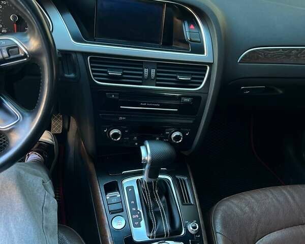 Ауди А4 2013 в Броварах на Automoto.ua Синий Ауди А4, объемом двигателя 2 л и пробегом 238 тыс. км за 11200 $, фото 12 на Automoto.ua