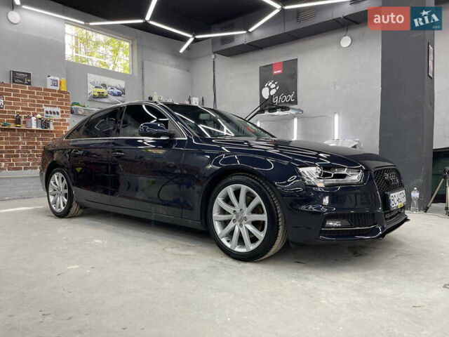 Синий Ауди А4, объемом двигателя 1.98 л и пробегом 248 тыс. км за 13800 $, фото 2 на Automoto.ua