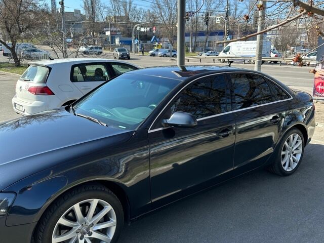 Синій Ауді А4, об'ємом двигуна 2 л та пробігом 233 тис. км за 10000 $, фото 2 на Automoto.ua