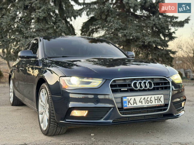 Синий Ауди А4, объемом двигателя 2 л и пробегом 192 тыс. км за 13600 $, фото 12 на Automoto.ua