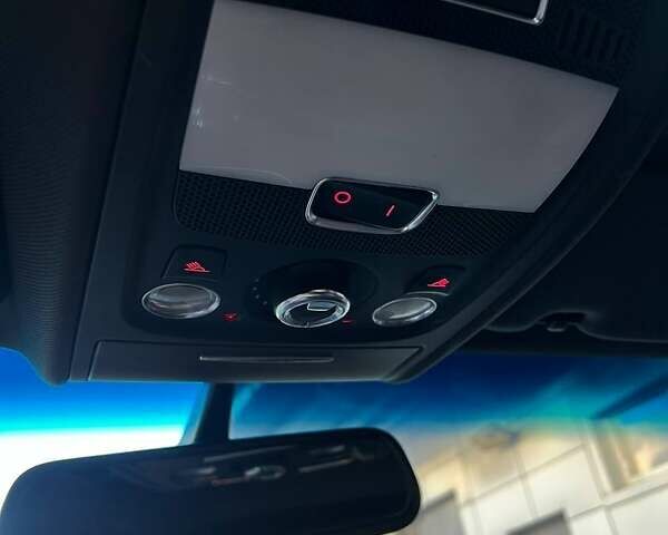 Ауди А4 2013 в Броварах на Automoto.ua Синий Ауди А4, объемом двигателя 2 л и пробегом 238 тыс. км за 11200 $, фото 13 на Automoto.ua