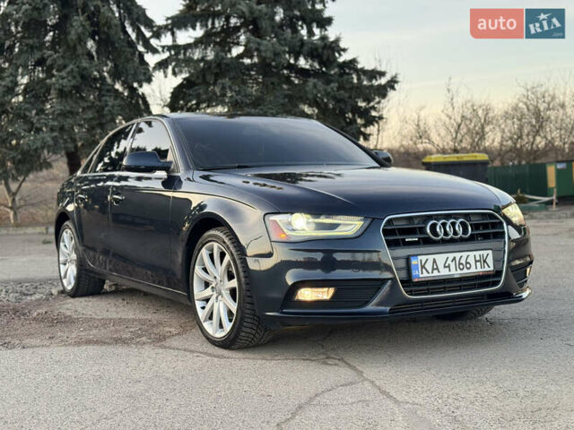 Синий Ауди А4, объемом двигателя 2 л и пробегом 192 тыс. км за 13600 $, фото 20 на Automoto.ua