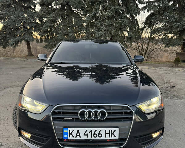 Синий Ауди А4, объемом двигателя 2 л и пробегом 192 тыс. км за 13600 $, фото 8 на Automoto.ua