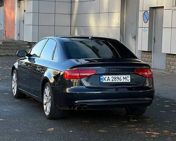 Ауди А4 2013 в Броварах на Automoto.ua Синий Ауди А4, объемом двигателя 2 л и пробегом 238 тыс. км за 11200 $, фото 2 на Automoto.ua