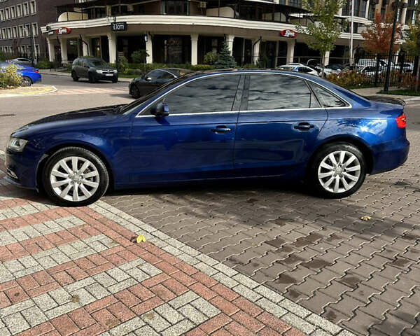 Ауді А4 2013 у Києві на Automoto.ua Синій Ауді А4, об'ємом двигуна 1.98 л та пробігом 200 тис. км за 10500 $, фото 6 на Automoto.ua