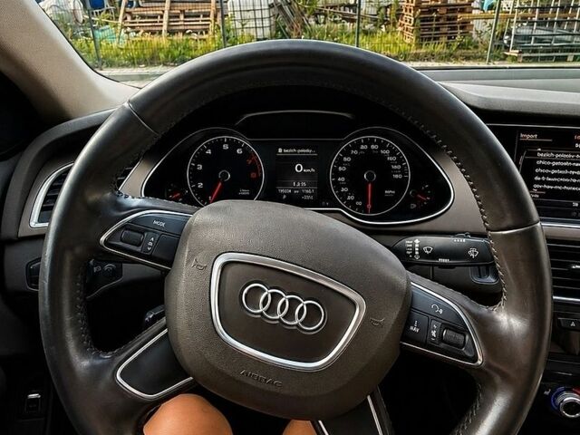 Синій Ауді А4, об'ємом двигуна 1.98 л та пробігом 195 тис. км за 10650 $, фото 7 на Automoto.ua