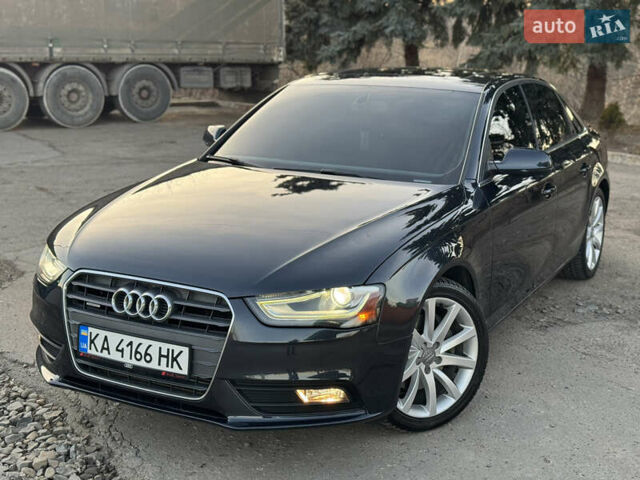 Синий Ауди А4, объемом двигателя 2 л и пробегом 192 тыс. км за 13600 $, фото 7 на Automoto.ua