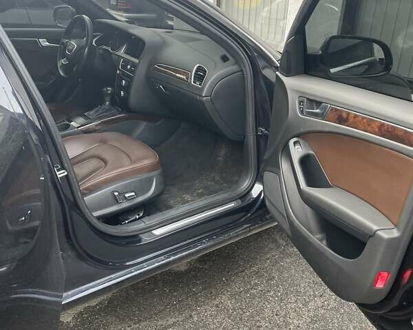 Синій Ауді А4, об'ємом двигуна 1.98 л та пробігом 151 тис. км за 13800 $, фото 8 на Automoto.ua