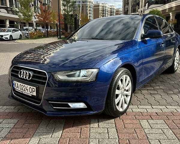 Ауді А4 2013 у Києві на Automoto.ua Синій Ауді А4, об'ємом двигуна 1.98 л та пробігом 200 тис. км за 10500 $, фото 7 на Automoto.ua