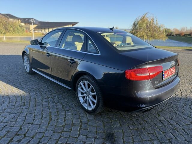 Синий Ауди А4, объемом двигателя 2 л и пробегом 216 тыс. км за 13400 $, фото 3 на Automoto.ua