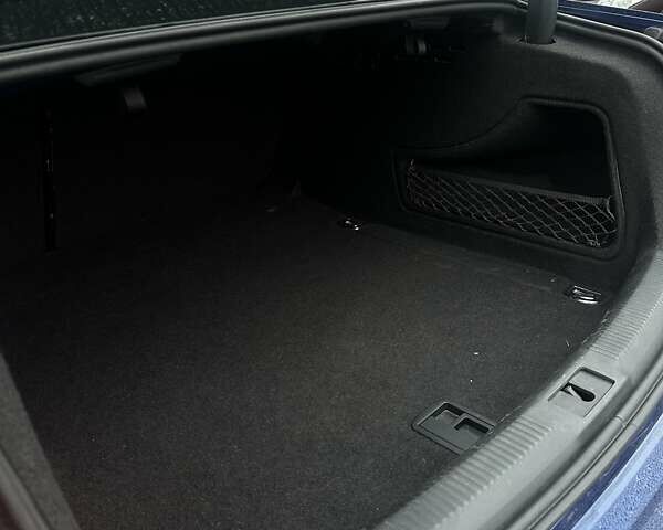 Синий Ауди А4, объемом двигателя 1.98 л и пробегом 172 тыс. км за 13700 $, фото 14 на Automoto.ua