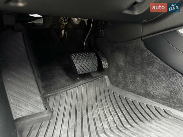 Синій Ауді А4, об'ємом двигуна 2 л та пробігом 152 тис. км за 14900 $, фото 25 на Automoto.ua