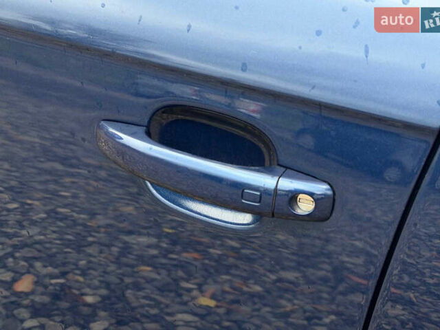 Синий Ауди А4, объемом двигателя 1.98 л и пробегом 192 тыс. км за 13490 $, фото 8 на Automoto.ua