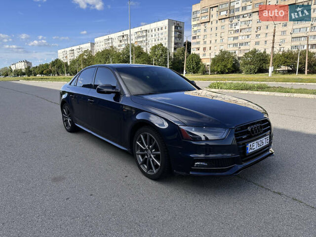 Ауди А4 2014 в Харькове на Automoto.ua Синий Ауди А4, объемом двигателя 1.98 л и пробегом 158 тыс. км за 15400 $, фото 1 на Automoto.ua