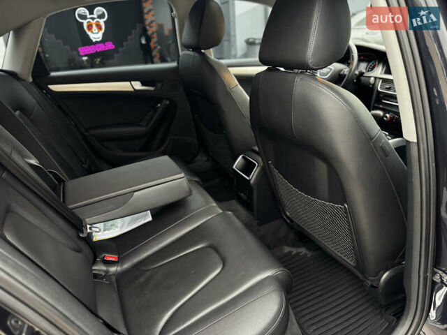 Синій Ауді А4, об'ємом двигуна 2 л та пробігом 152 тис. км за 14900 $, фото 53 на Automoto.ua