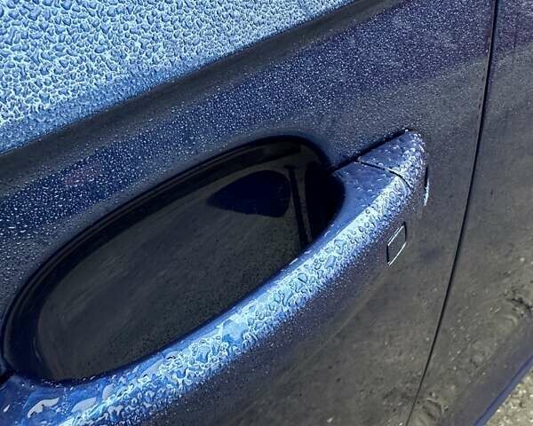 Синий Ауди А4, объемом двигателя 1.98 л и пробегом 172 тыс. км за 13700 $, фото 8 на Automoto.ua