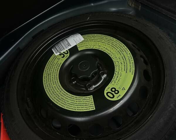 Синий Ауди А4, объемом двигателя 1.98 л и пробегом 172 тыс. км за 13700 $, фото 15 на Automoto.ua