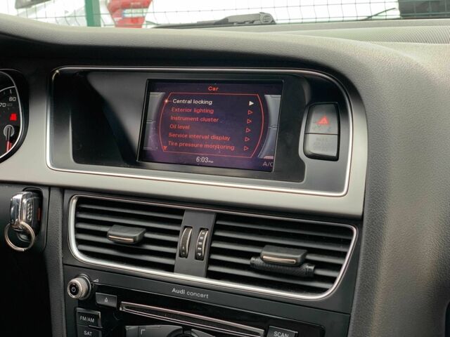 Синій Ауді А4, об'ємом двигуна 2 л та пробігом 179 тис. км за 12999 $, фото 18 на Automoto.ua