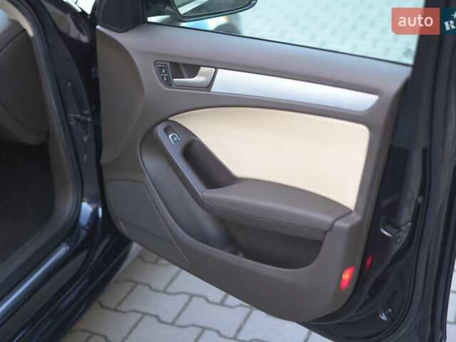 Синій Ауді А4, об'ємом двигуна 2 л та пробігом 195 тис. км за 12850 $, фото 15 на Automoto.ua