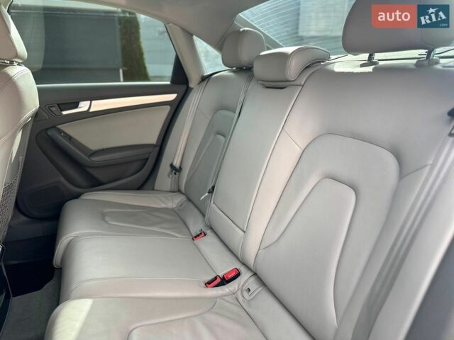 Синий Ауди А4, объемом двигателя 1.98 л и пробегом 123 тыс. км за 5000 $, фото 5 на Automoto.ua