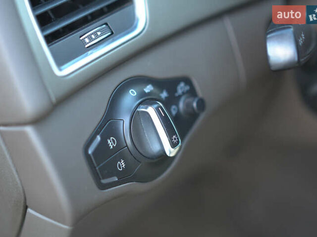 Синій Ауді А4, об'ємом двигуна 2 л та пробігом 195 тис. км за 12850 $, фото 20 на Automoto.ua