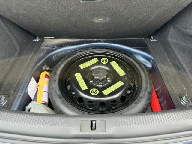 Синий Ауди А4, объемом двигателя 2 л и пробегом 222 тыс. км за 13700 $, фото 23 на Automoto.ua