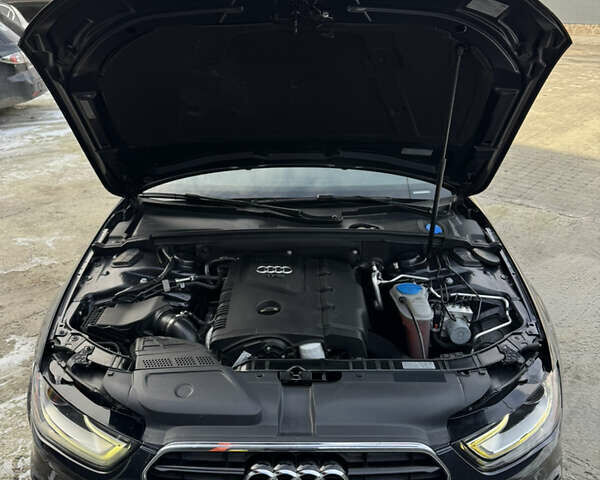 Синий Ауди А4, объемом двигателя 2 л и пробегом 174 тыс. км за 13650 $, фото 47 на Automoto.ua