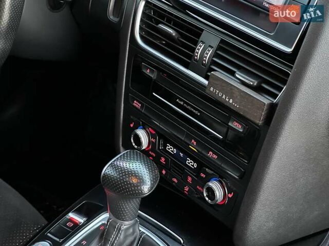 Синій Ауді А4, об'ємом двигуна 1.98 л та пробігом 165 тис. км за 13799 $, фото 48 на Automoto.ua