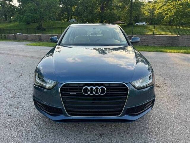 Синий Ауди А4, объемом двигателя 2 л и пробегом 65 тыс. км за 3300 $, фото 5 на Automoto.ua