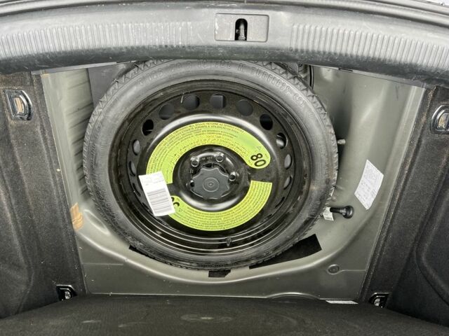 Ауді А4 2015 у Вараш (Кузнецовськ) на Automoto.ua Синій Ауді А4, об'ємом двигуна 2 л та пробігом 320 тис. км за 12000 $, фото 11 на Automoto.ua