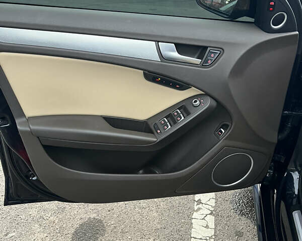 Синий Ауди А4, объемом двигателя 1.98 л и пробегом 170 тыс. км за 12600 $, фото 10 на Automoto.ua