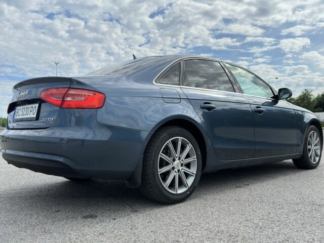 Синий Ауди А4, объемом двигателя 2 л и пробегом 222 тыс. км за 13700 $, фото 8 на Automoto.ua