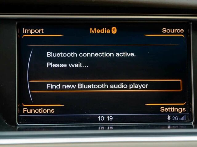 Синій Ауді А4, об'ємом двигуна 2 л та пробігом 158 тис. км за 11000 $, фото 23 на Automoto.ua