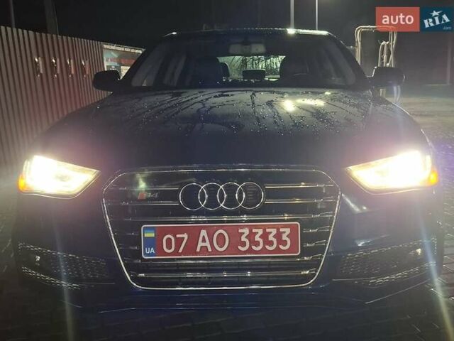 Синий Ауди А4, объемом двигателя 2 л и пробегом 136 тыс. км за 12300 $, фото 1 на Automoto.ua
