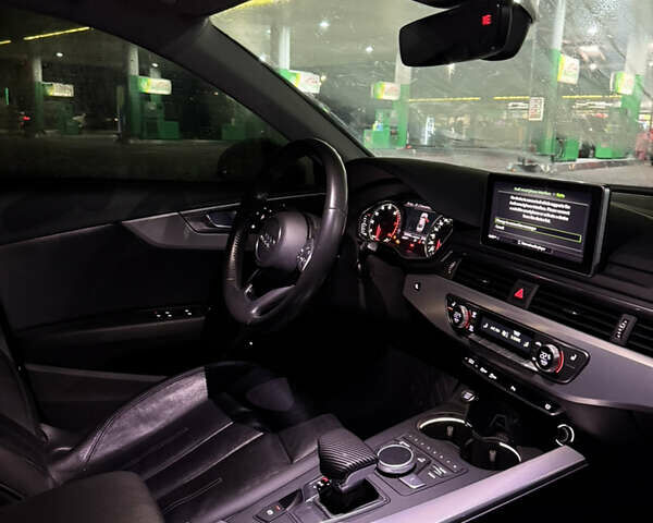 Синій Ауді А4, об'ємом двигуна 1.98 л та пробігом 136 тис. км за 18100 $, фото 4 на Automoto.ua