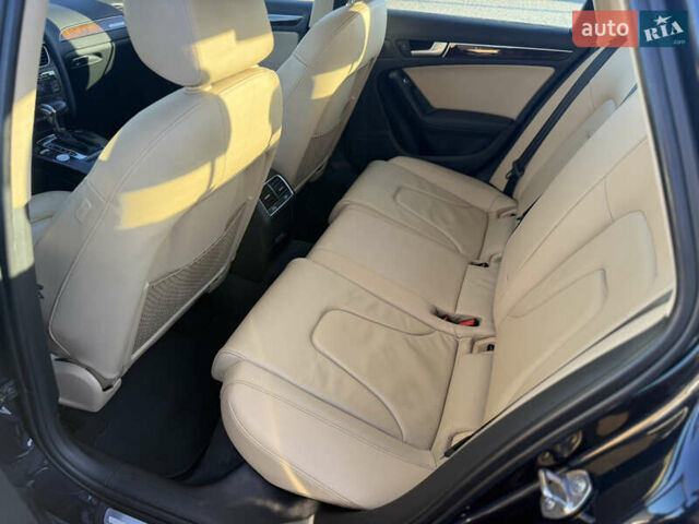 Синий Ауди А4, объемом двигателя 1.98 л и пробегом 216 тыс. км за 13600 $, фото 20 на Automoto.ua