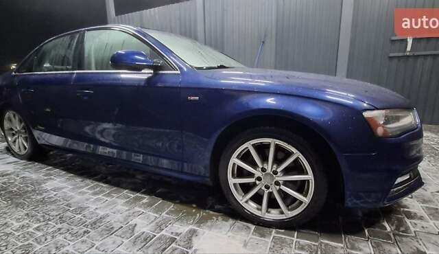Синий Ауди А4, объемом двигателя 2 л и пробегом 136 тыс. км за 12300 $, фото 6 на Automoto.ua
