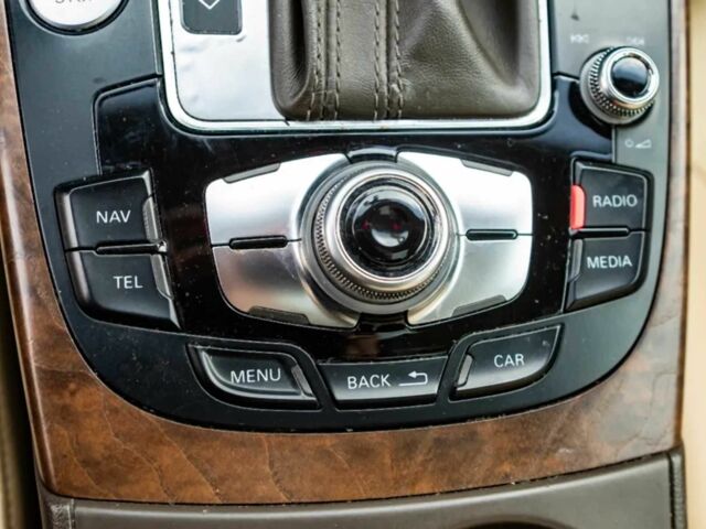 Синій Ауді А4, об'ємом двигуна 2 л та пробігом 158 тис. км за 11000 $, фото 19 на Automoto.ua