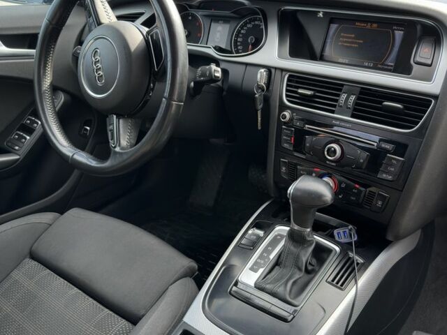 Синий Ауди А4, объемом двигателя 2 л и пробегом 222 тыс. км за 13700 $, фото 14 на Automoto.ua