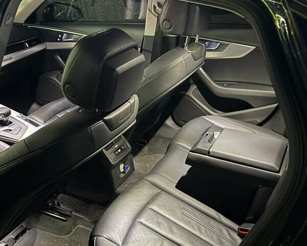 Синій Ауді А4, об'ємом двигуна 1.98 л та пробігом 136 тис. км за 18100 $, фото 5 на Automoto.ua