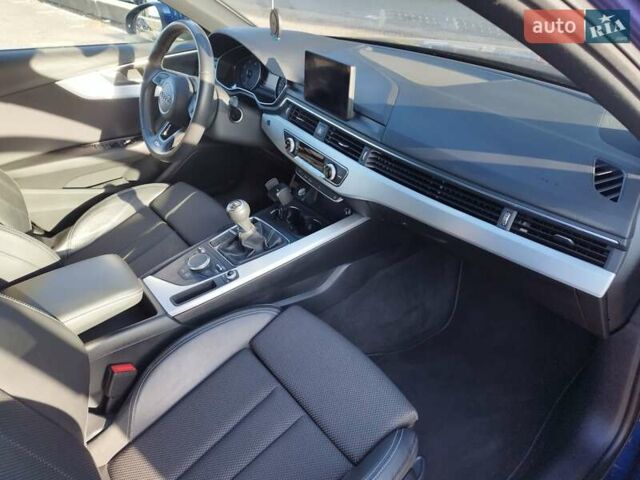 Синій Ауді А4, об'ємом двигуна 2 л та пробігом 140 тис. км за 17800 $, фото 4 на Automoto.ua