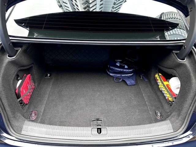 Синій Ауді А4, об'ємом двигуна 2 л та пробігом 166 тис. км за 22850 $, фото 13 на Automoto.ua