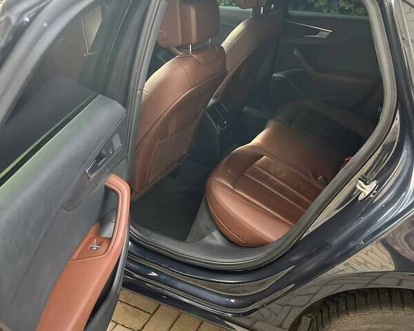 Синий Ауди А4, объемом двигателя 1.98 л и пробегом 115 тыс. км за 17700 $, фото 2 на Automoto.ua