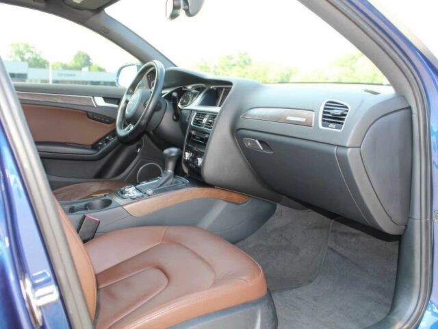 Синий Ауди А4, объемом двигателя 2 л и пробегом 110 тыс. км за 13200 $, фото 8 на Automoto.ua